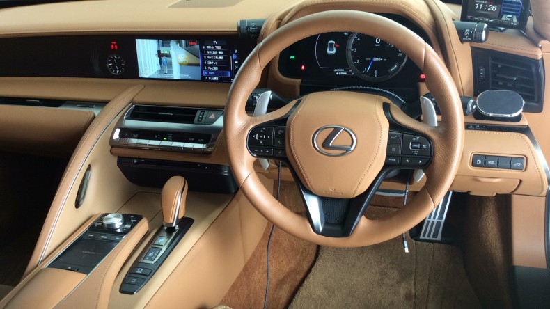 内装インパネ全体