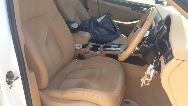 内装前方シート