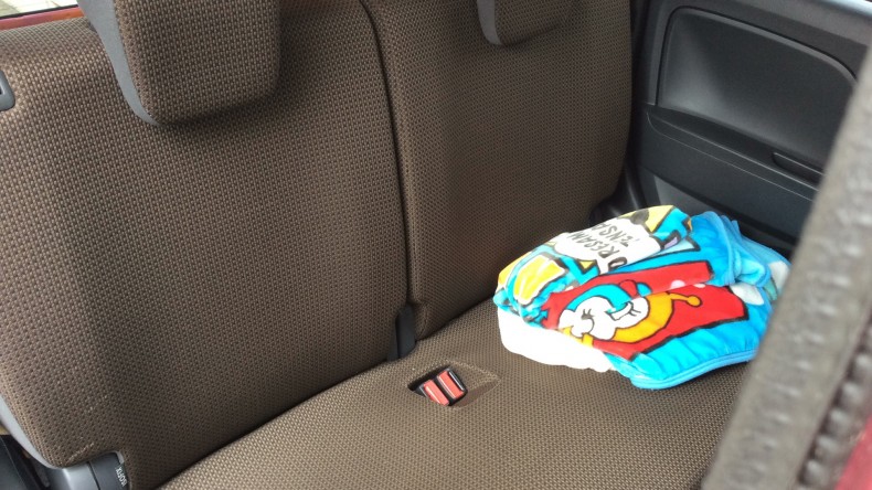 内装後方シート