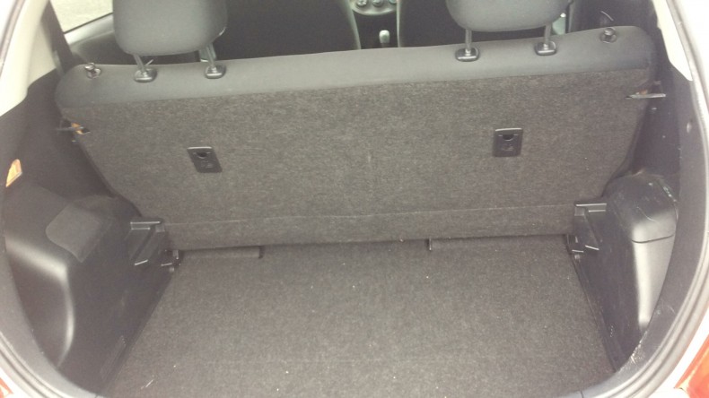 内装トランク