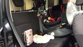 内装後方シート