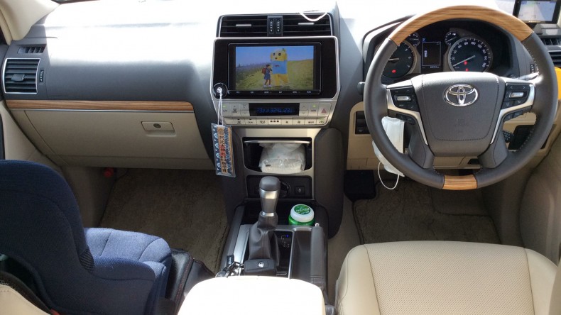 内装インパネ全体