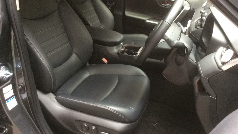 内装前方シート