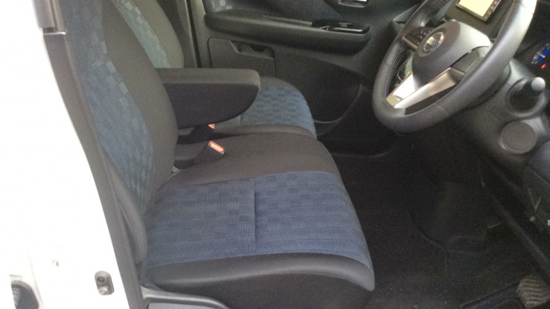 内装前方シート