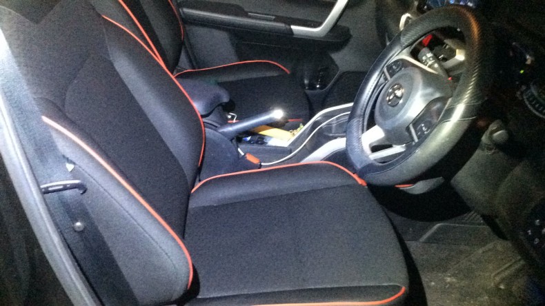 内装前方シート