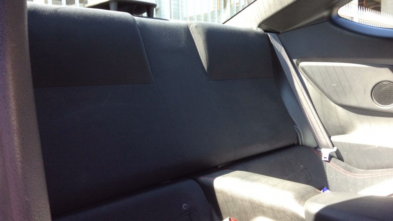 内装後方シート