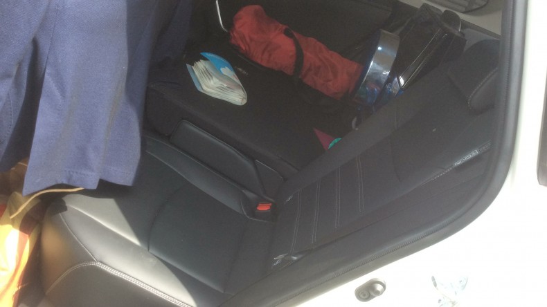 内装後方シート