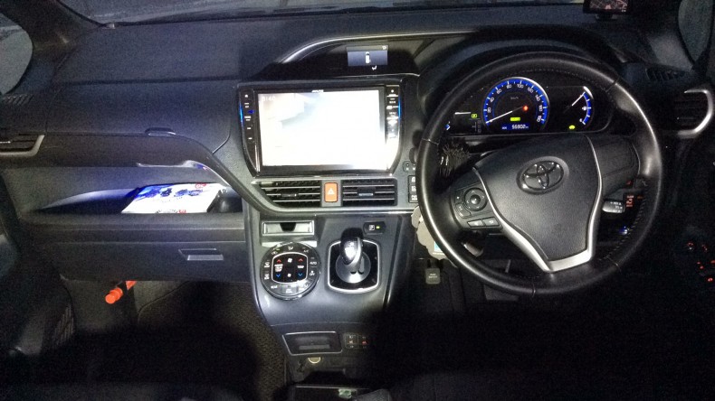 内装インパネ全体