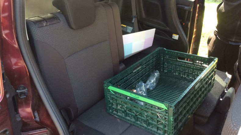 内装後方シート