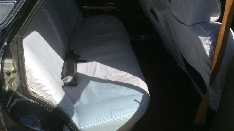 内装後方シート