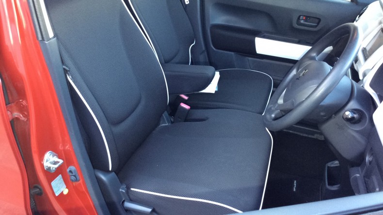 内装前方シート