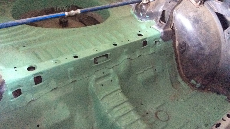 内装後方シート