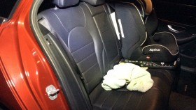 内装後方シート