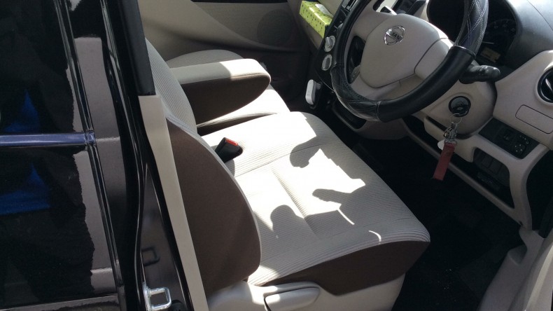 内装前方シート