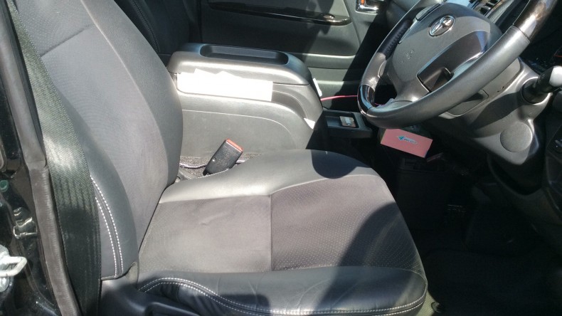 内装前方シート