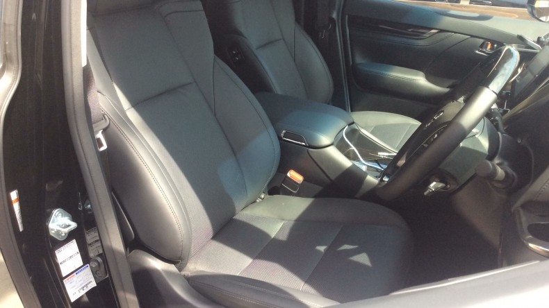 内装前方シート