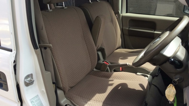 内装前方シート