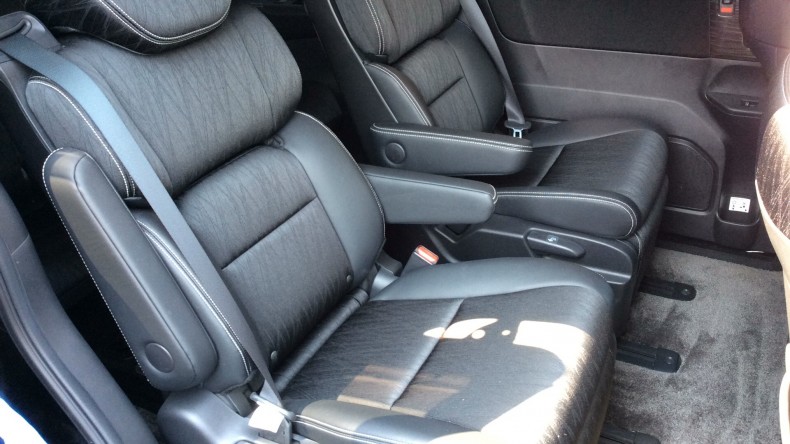 内装後方シート