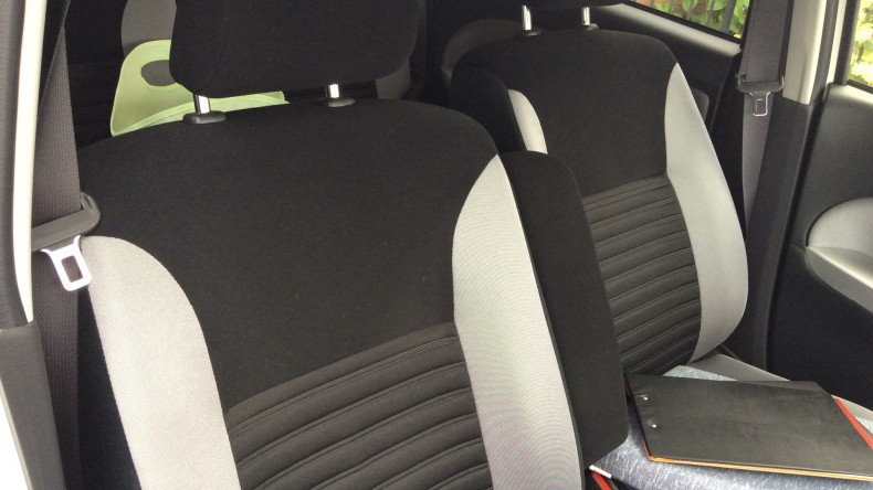 内装前方シート