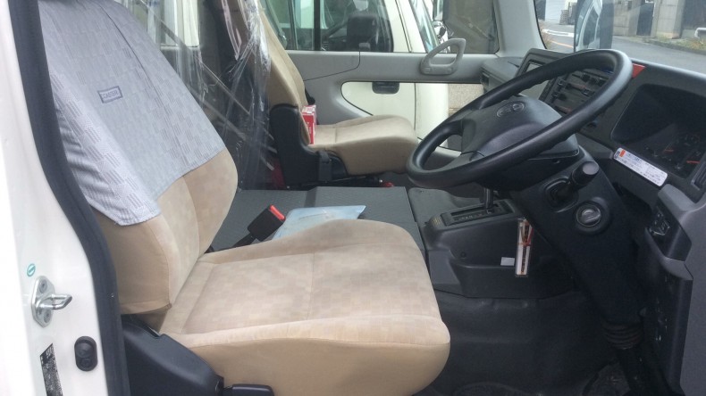 内装前方シート