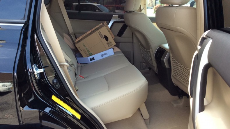 内装後方シート