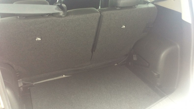 内装トランク