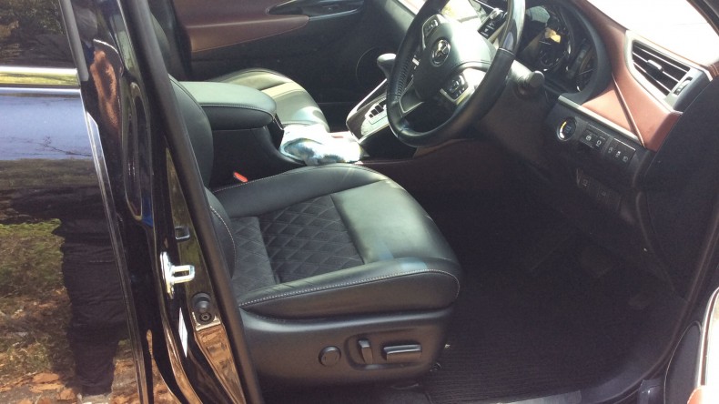 内装前方シート