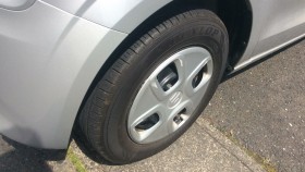 タイヤホイール前