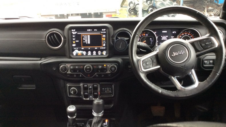 内装インパネ全体