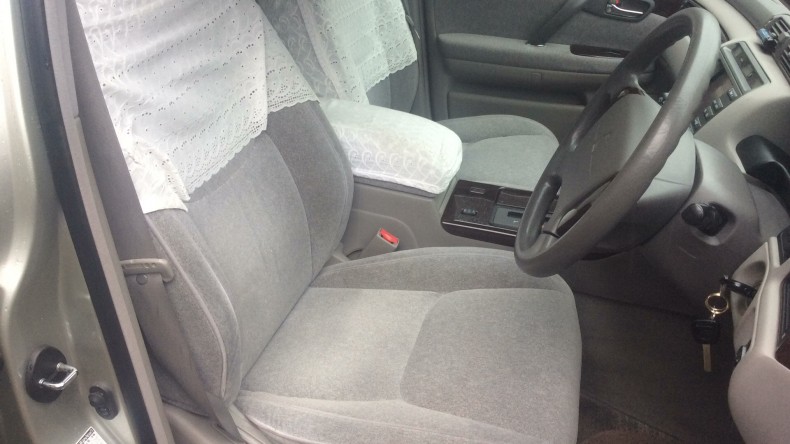 内装前方シート