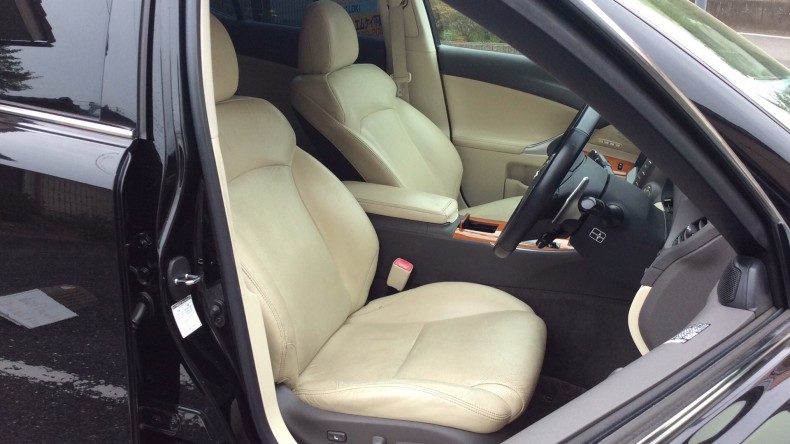 内装前方シート