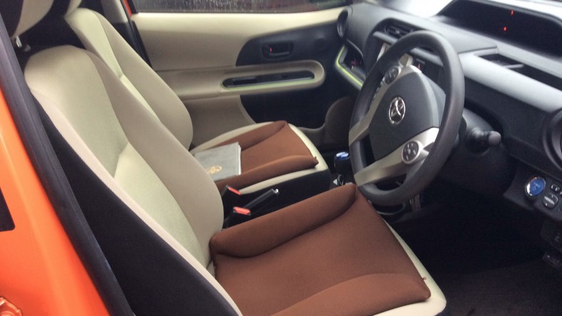 内装前方シート