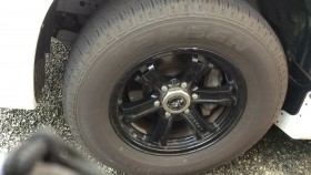 タイヤホイール前