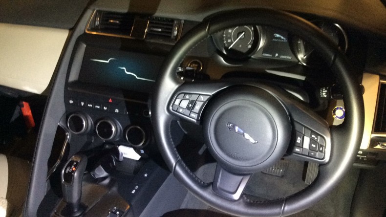 内装インパネ全体