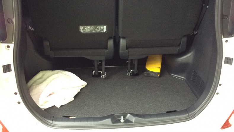 内装トランク