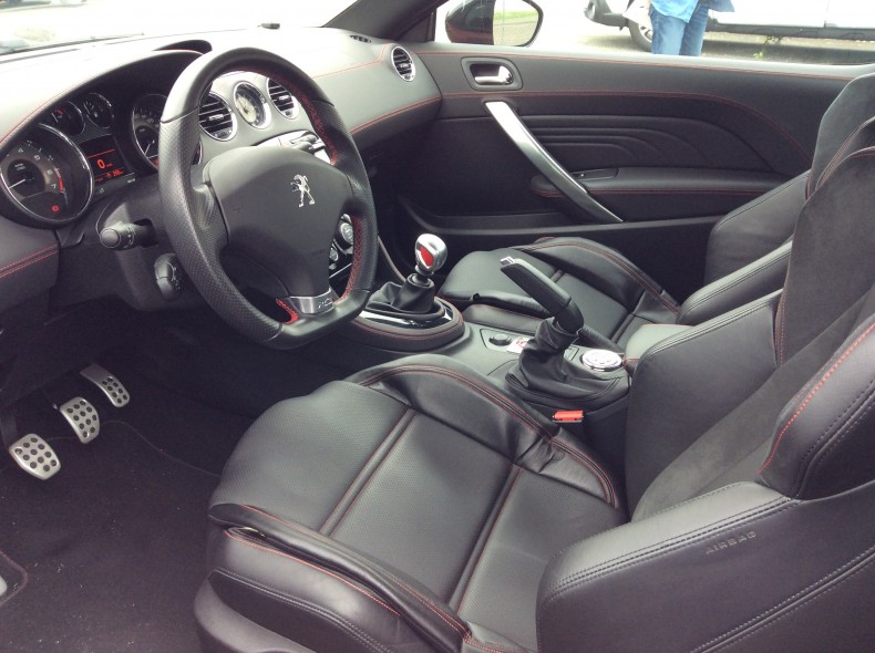 内装前方シート