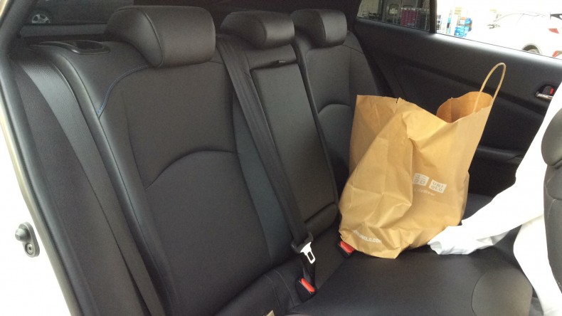 内装後方シート