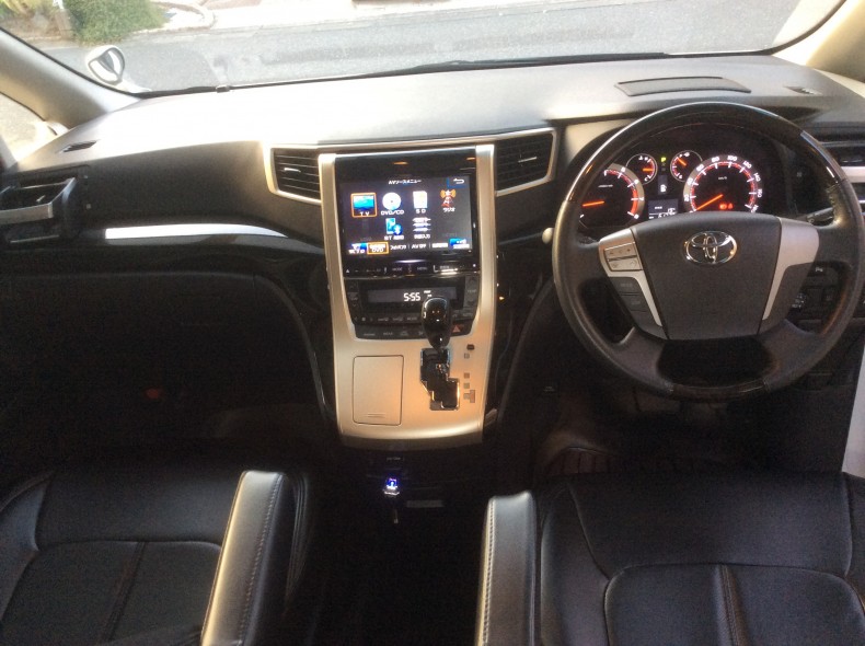 内装インパネ全体