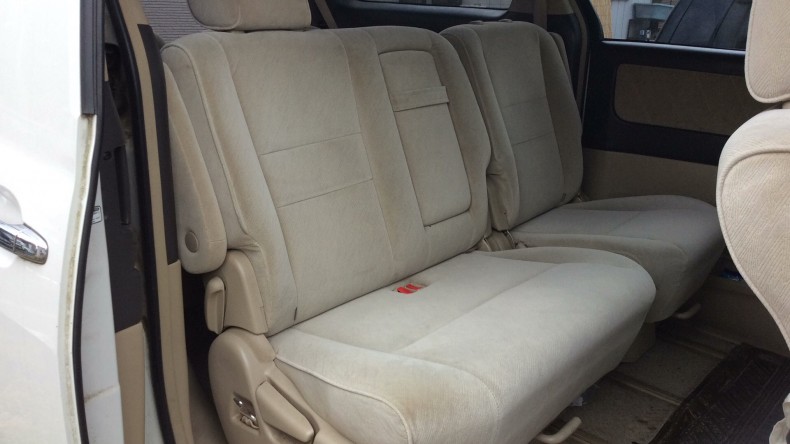 内装後方シート