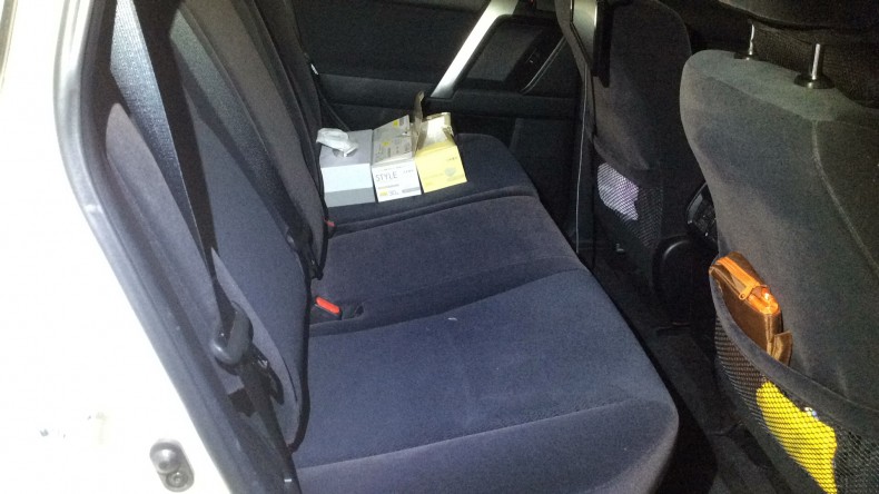 内装後方シート