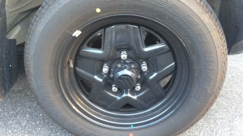 タイヤホイール前