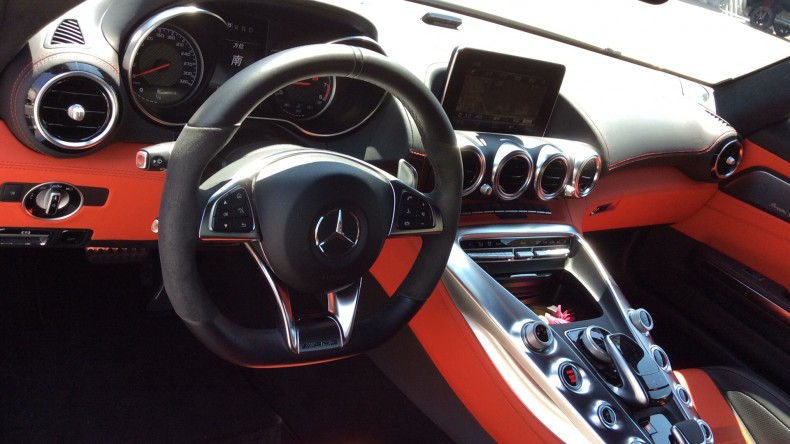 内装インパネ全体