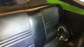 内装後方シート