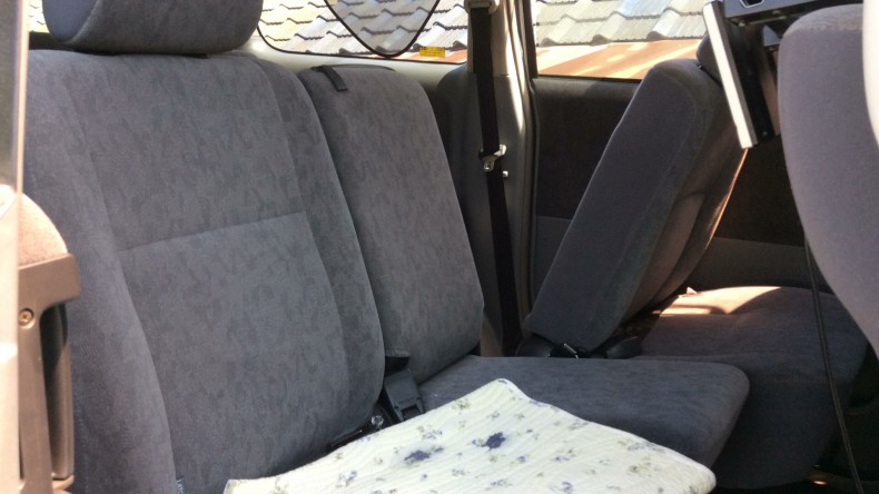 内装後方シート