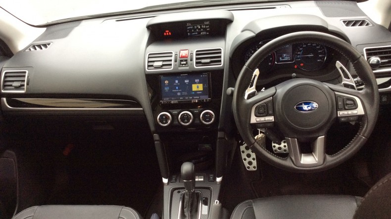 内装インパネ全体