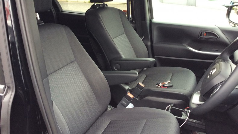 内装前方シート