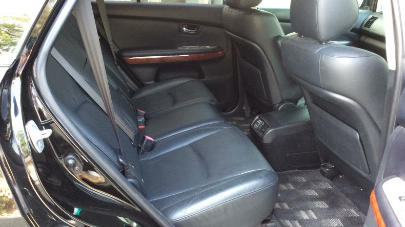 内装後方シート