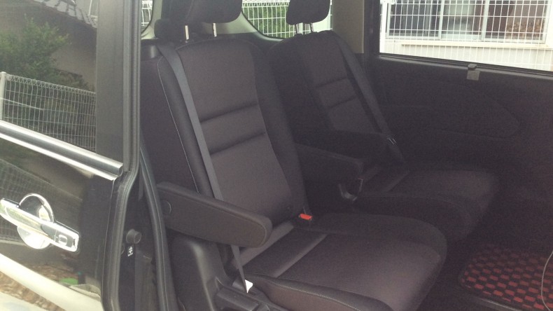 内装後方シート