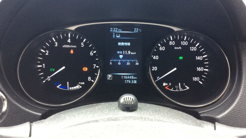 内装メーター
