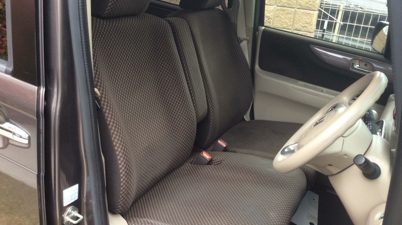 内装前方シート